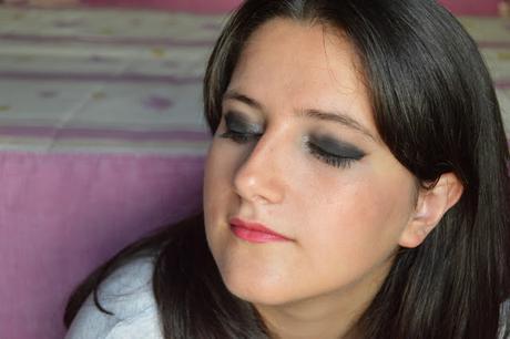 Smokey Eyes | YouTube