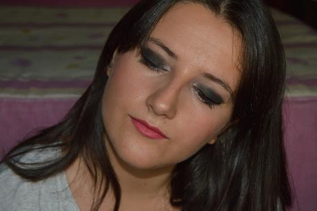 Smokey Eyes | YouTube