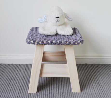 Madera & Crochet - nuevos banquitos Emma