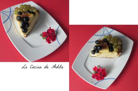 Tarta con uvas fresas y arándanos