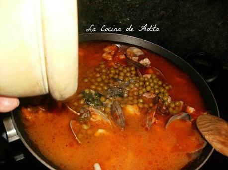 Paella  de  mariscos