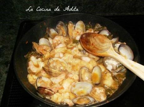 Paella  de  mariscos