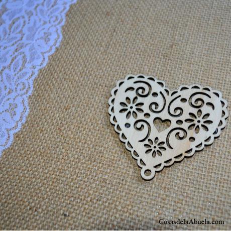 Un libro de firmas de lo mas rustico http://www.cosasdelaabuela.com/oscommerce/catalog/product_info.php?cPath=326_327_34_240&products_id=1186