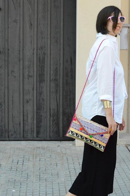 UN BÁSICO: CAMISA BLANCA UN BÁSICO: CAMISA BLANCA