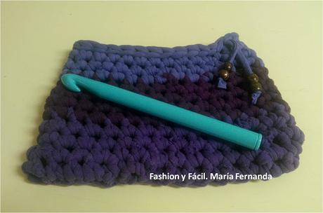 Fin de semana de trapillo un clutch y un tapete (A clutch and a carpet)