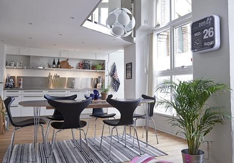 APARTAMENTO A DOBLE ALTURA EN GOTEMBURGO: LA VIDA A TRAVÉS DEL CRISTAL APARTAMENTO A DOBLE ALTURA EN GOTEMBURGO: LA VIDA A TRAVÉS DEL CRISTAL