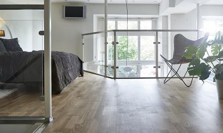 APARTAMENTO A DOBLE ALTURA EN GOTEMBURGO: LA VIDA A TRAVÉS DEL CRISTAL APARTAMENTO A DOBLE ALTURA EN GOTEMBURGO: LA VIDA A TRAVÉS DEL CRISTAL