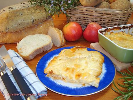 Pastel de patatas y manzana al horno con queso de Mahón
