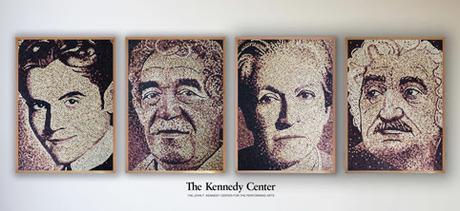 retratos con tapones de corcho de vino retratos de Scott Gundersen, en el Centro Jhon F. Kennedy