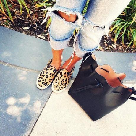 FALL TRENDS; BUCKET BAG.- FALL TRENDS; BUCKET BAG.-