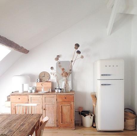 Una cocina parisina con aire campestre.