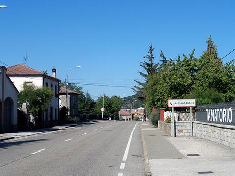 Antiguo Camino de Santiago: de La Robla a Canales, León.