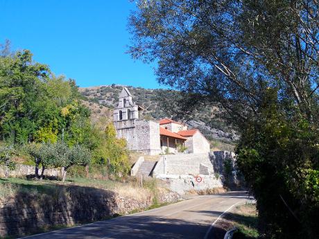 Antiguo Camino de Santiago: de La Robla a Canales, León.