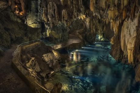 Nueva Sección: Viajes; La Gruta de las Maravillas