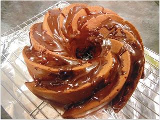 Bundt cake de mascarpone y chocolate