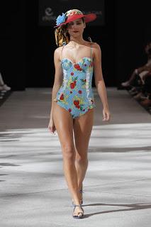 Elena Rubio presenta 'Libre, Linda y Loca' su propuesta para el próximo verano