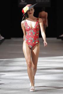 Elena Rubio presenta 'Libre, Linda y Loca' su propuesta para el próximo verano