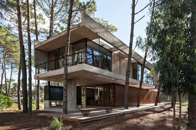 Casa Moderna de Hormigon en Pinamar