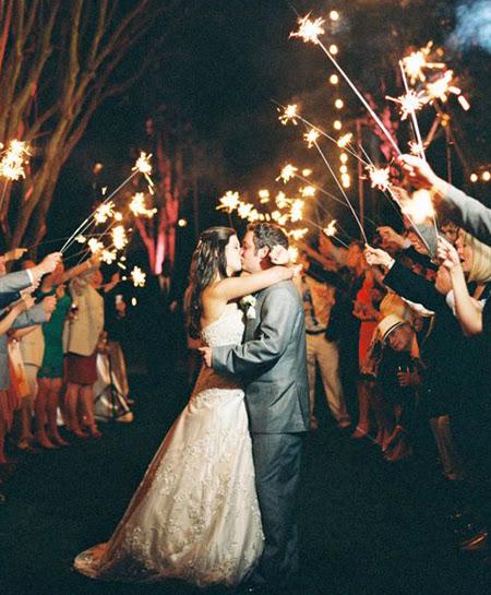 Pon bengalas en tu boda y que brille el amor