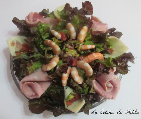 Ensalada  flor ,con lechuga de roble