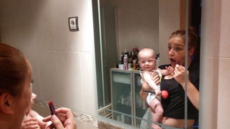 bloguera de belleza con bebé