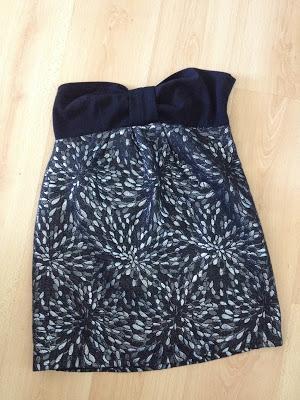 DIY : FROM THRIFT TOP TO NEW SKIRT DIY : FROM THRIFT TOP TO NEW SKIRT