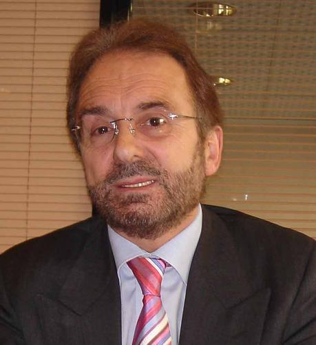 Luna de hojas muertas, jose enrique canabal barreiro, reseña literaria, reseña, blog literario, blog de lectura, blog solo yo, solo yo, 