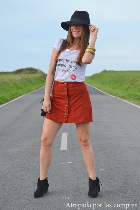 VOY POR LA SOMBRA....