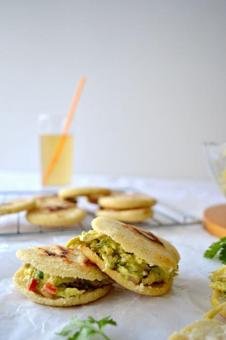 Arepas venezolanas - la reina pepiada