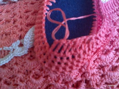 reciclando...de botas a zapatos de ganchillo