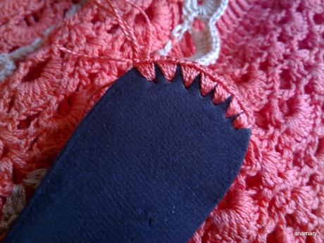 reciclando...de botas a zapatos de ganchillo