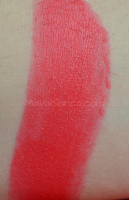 MAKEUP REVOLUTION ICONIC PRO Lipstick: Not In Love - Duel - Liberty Matte