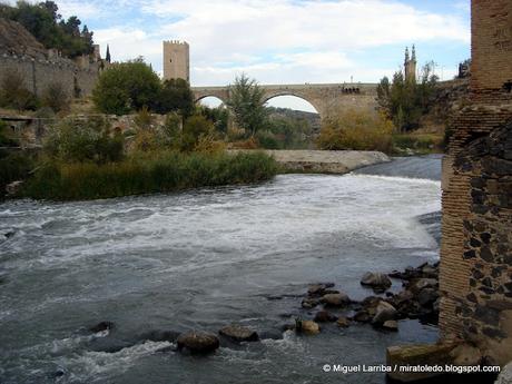 Entre los puentes de Alcántara, Toledo