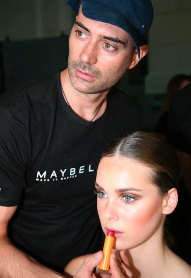 Maybelline NY Maquillador de los Desfiles de la Segunda Jornada de Madrid Fashion Show