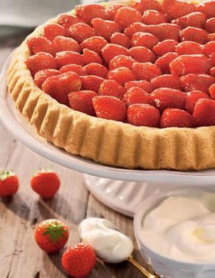 Tarta de fresa y pasta brisa