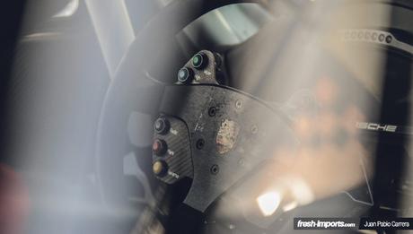 Porsche-Steering-Wheel-24h-de-Barcelona