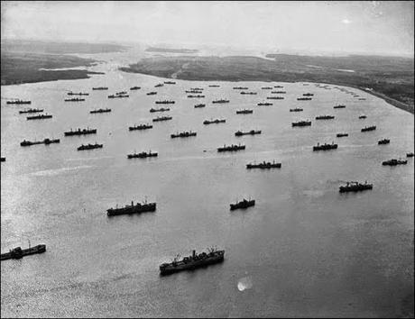 Un portaaviones... de hielo