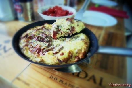 Frittata de panceta y tomates deshidratados