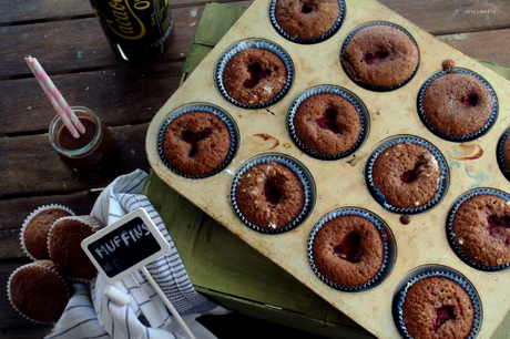 Muffins de cacaolat , frambuesas y galletas avenacol para la vuelta al cole