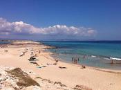 Formentera, solo kilómetros arena blanca.
