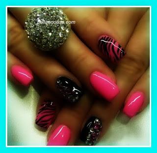 Ideas modernas para decorar uñas !!!