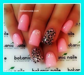 Ideas modernas para decorar uñas !!!