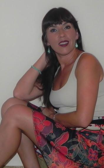 Aires étnicos en otoño (look con NABLA, manicura y outfit)