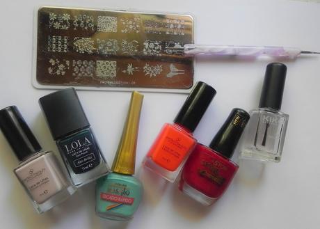 Aires étnicos en otoño (look con NABLA, manicura y outfit)