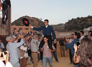 EL DEBUT SOÑADO DE ÁNGEL PAREJA ANTE SUS PAISANOS