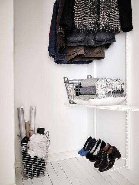 UN APARTAMENTO SENCILLO Y LUMINOSO