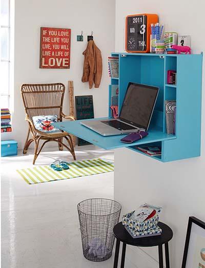 Mueble escritorio de pared ideal para crear zonas de trabajo en apartamentos estudio pequeños