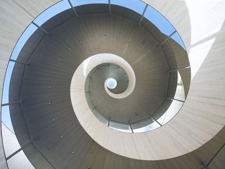 CAPILLA RIBBON EN HIROSHIMA, DE Hiroshi Nakamura & NAP ARQUITECTOS