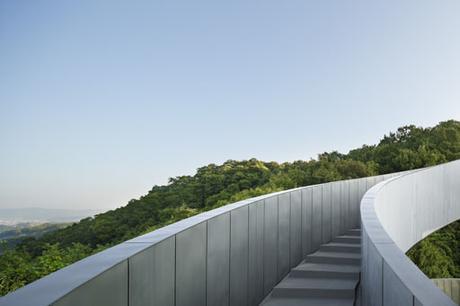 CAPILLA RIBBON EN HIROSHIMA, DE Hiroshi Nakamura & NAP ARQUITECTOS