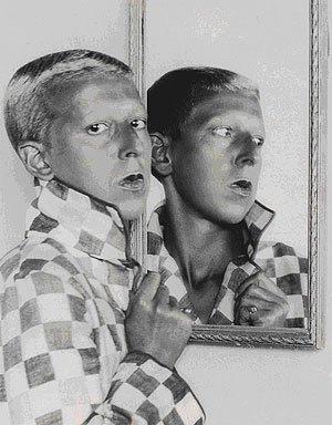 El camino de los gatos, por Claude Cahun Autorretrato (1928)